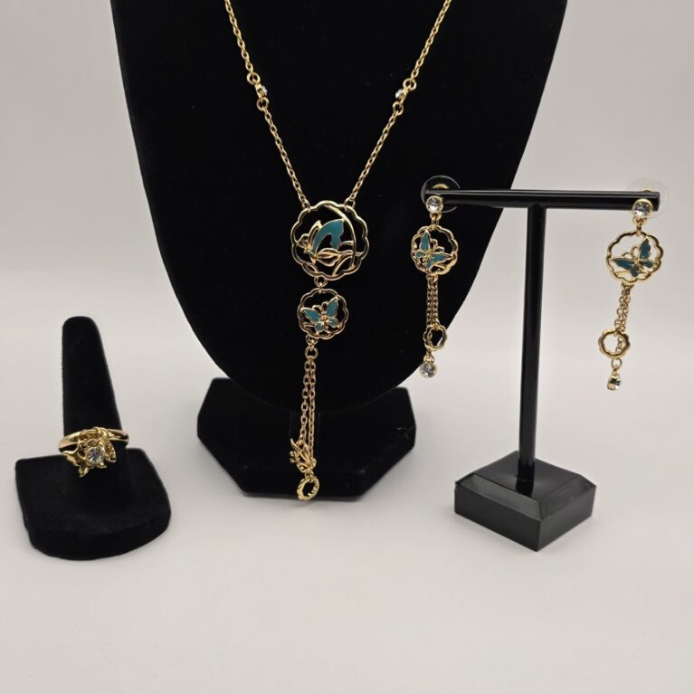 Necklace Set